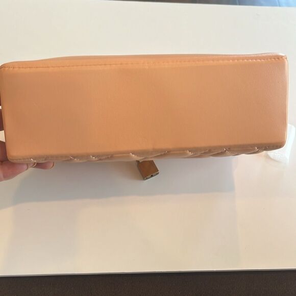 KURT GEIGER london Brixton lock shoulder bag, light pastel orange bag - Picture 11 of 11